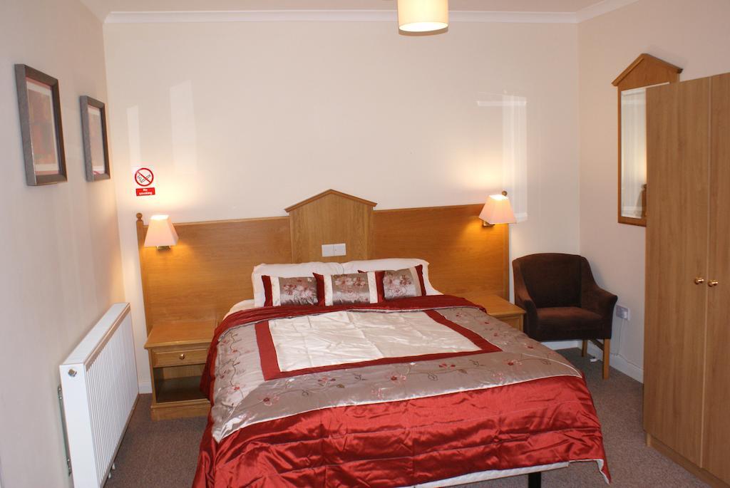 The Hawkenbury Bed & Breakfast Staplehurst Room photo